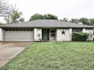 208 Pin Oak Dr, Georgetown, TX 78628