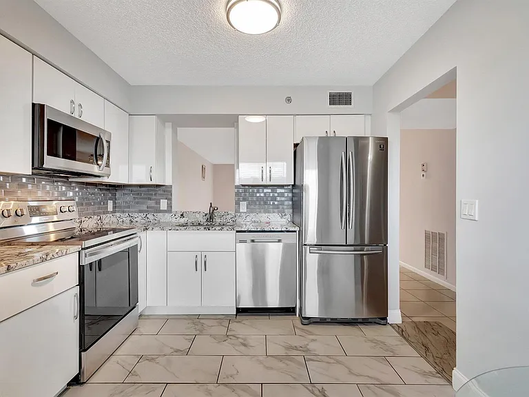 14623 Bonaire Blvd #502 — Photo 12