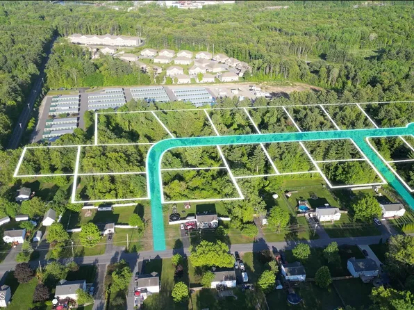 4 Appletree Lane, South Glens Falls, NY 12803