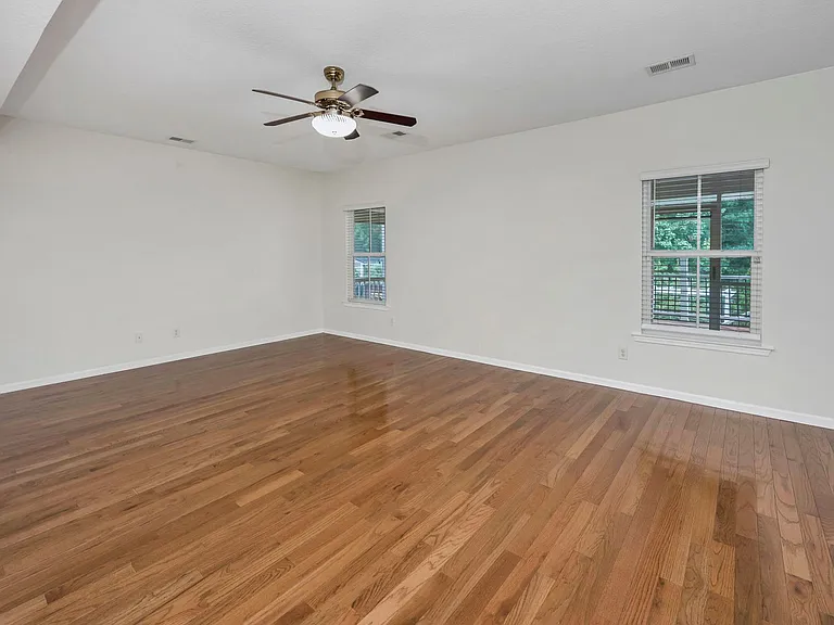 201 Hammock Dr — Photo 21