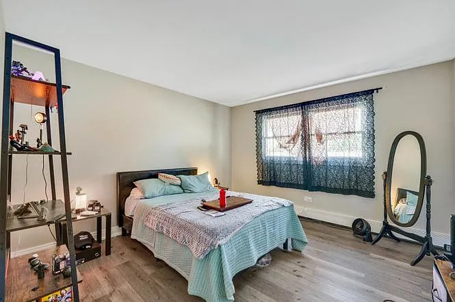 7403 W 71st St #2E — Photo 9