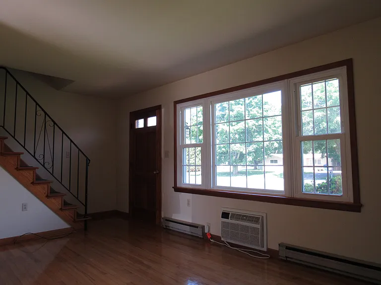 1020 Stonybridge Dr — Photo 7