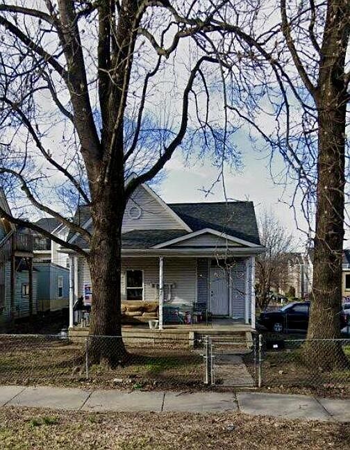 1st image of 2001 Forest Ave