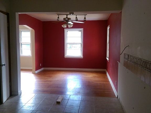 3rd image of 707 Englewood Dr