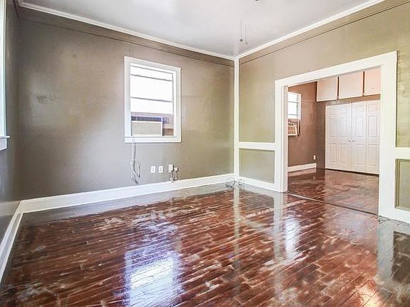 2nd image of 1907 N Morgan St APT B