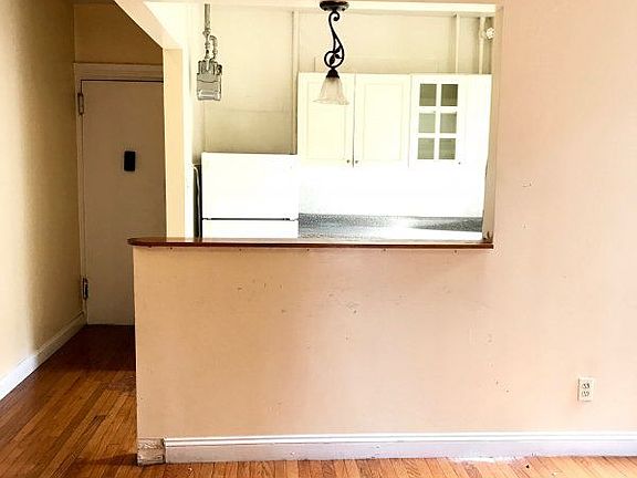 3rd image of 515 W 171st St APT 51