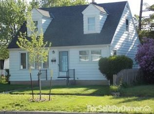 5343 N 68th St, Milwaukee, WI 53218