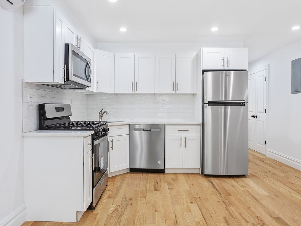 1st image of 760 Decatur St #1