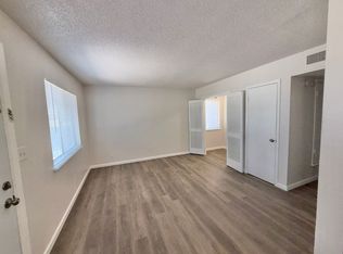 10290 Pritam Dr APT B, El Paso, TX 79927