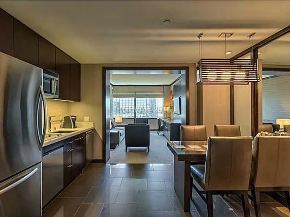 2600 W Harmon Ave #17021, Paradise, NV 89158