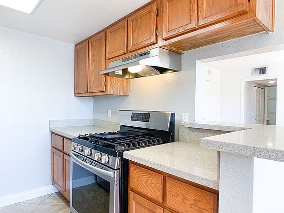4th image of 12611 Pacific Ave APT 202