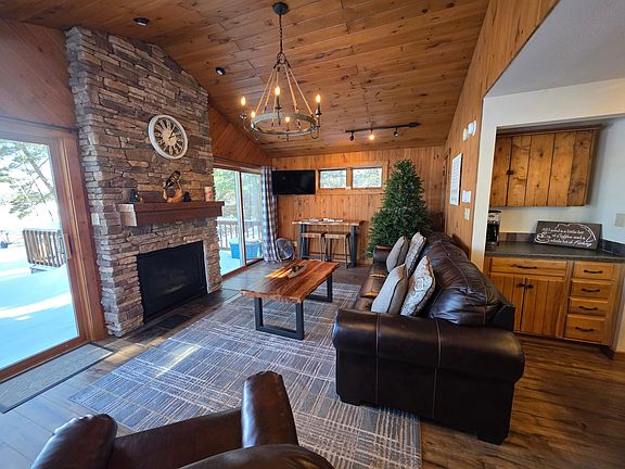 5th image of 9138 Jenny Lake Rd