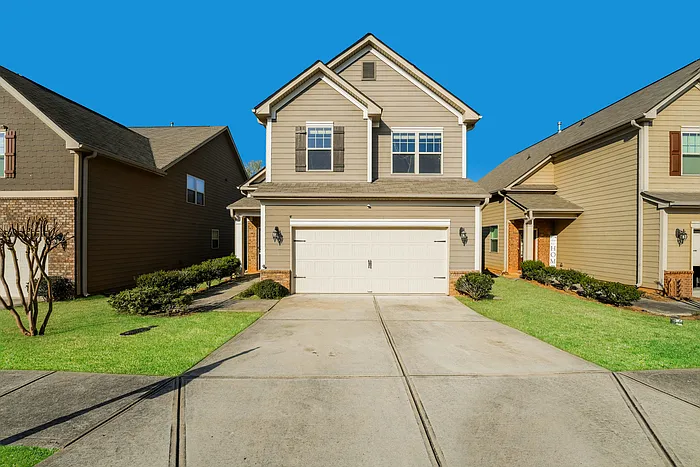 2419 Oakleaf Cir