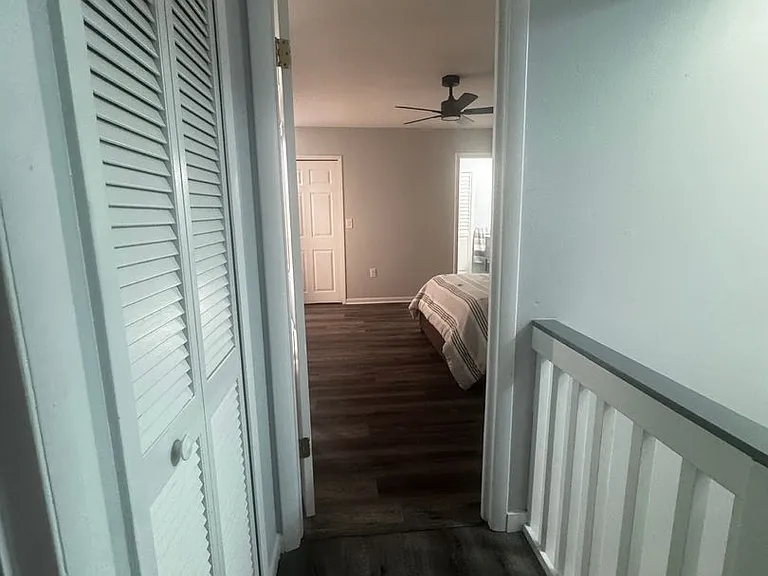 1696 S Park Ave — Photo 12