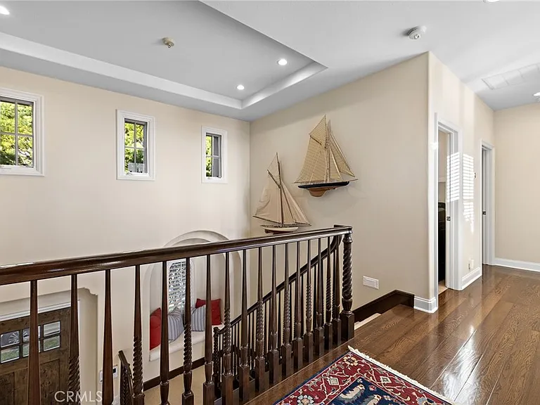 110 Sidney Bay Dr — Photo 14