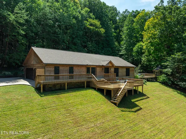 1300 Irwin Dr, Powell, TN 37849