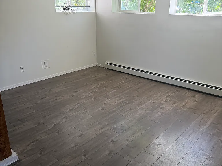960 Balbirnie Blvd — Photo 5