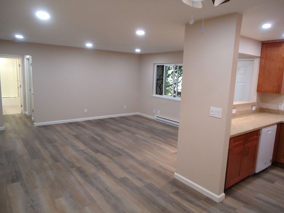 1st image of 87 Glen Eyrie Ave APT 8