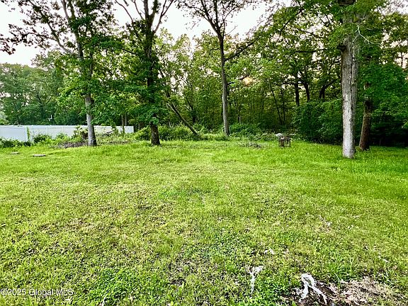 5th image of 3 Wildwood Ave