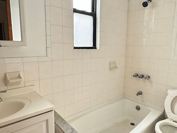 5th image of 8709 5th Ave #2