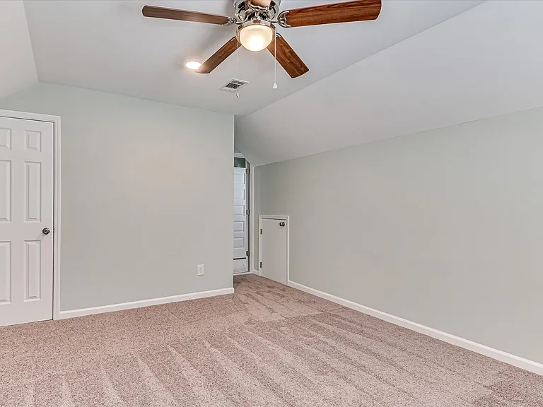 705 Navan Ln — Photo 51