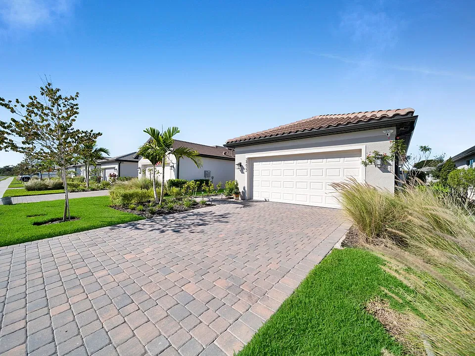 24822 Marina Del Ray Dr