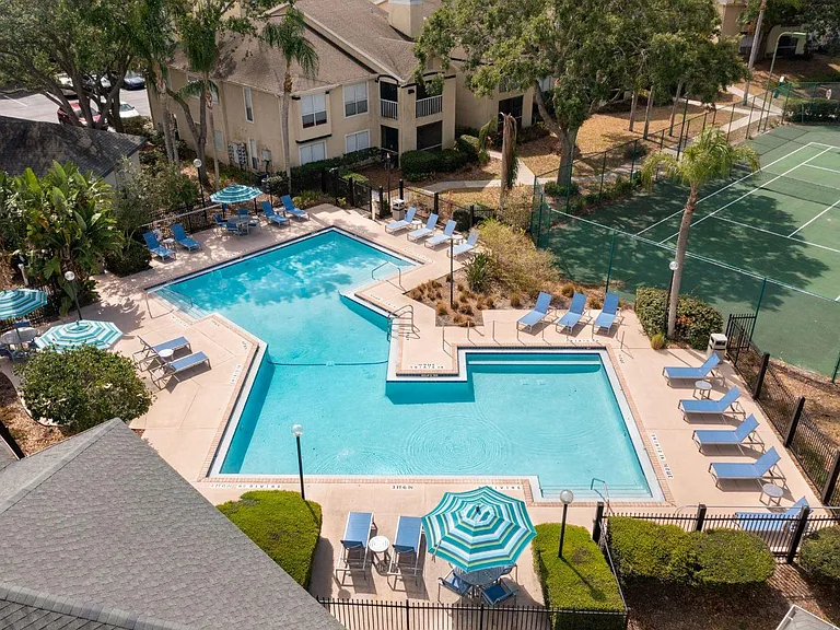 Sawgrass Cove — Photo 14
