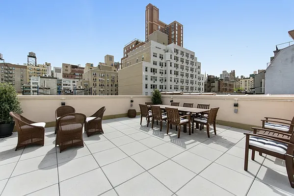 Rented by Nest Seekers International | media 16