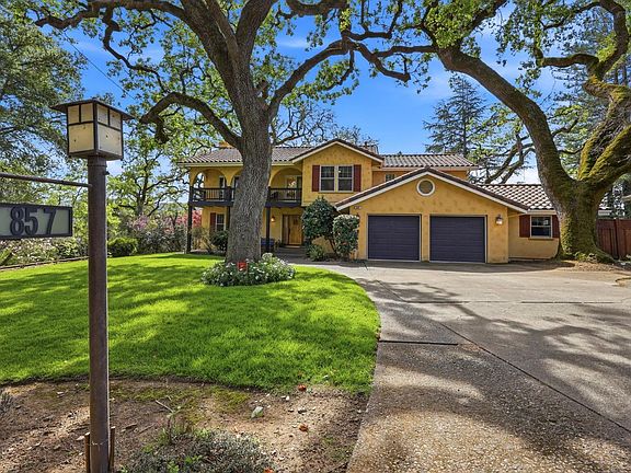 5th image of 857 Wildwood Trail