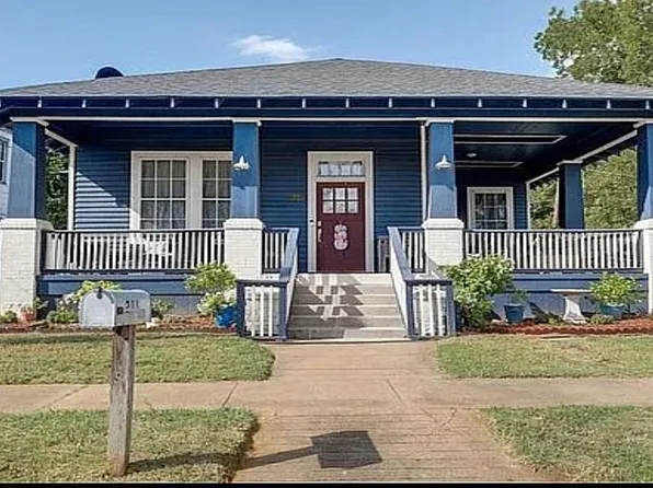 211 W Dallas St, Palestine, TX 75801