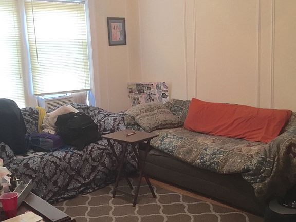 2nd image of 118 1/2 S Maple Ave APT B3