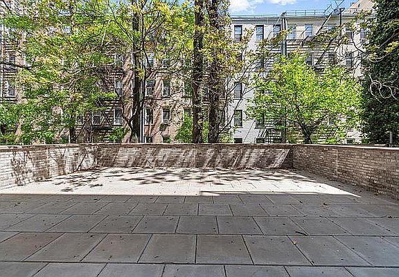 3rd image of 333 E 82nd St #2A