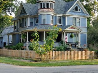 503 E 4th St, Sandwich, IL 60548