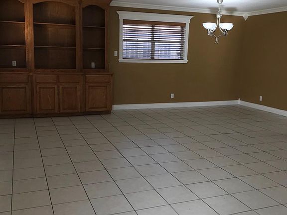 5th image of 4842 Prescott St