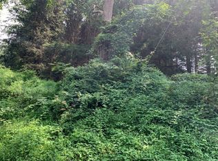 61 Gwinup Rd, Blairstown, NJ 07825