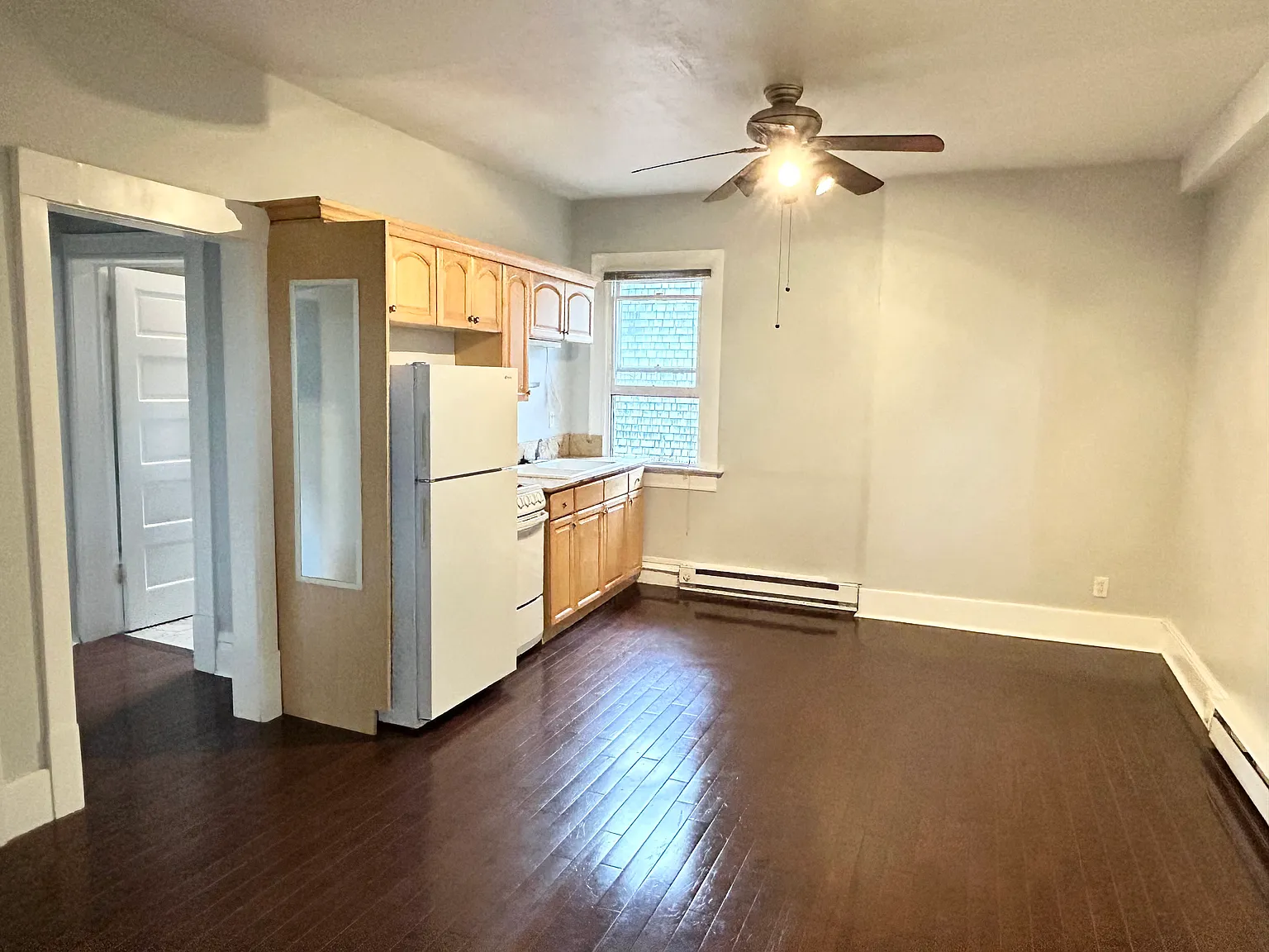 1 bed, 550 sqft, $1,595 — Photo 2