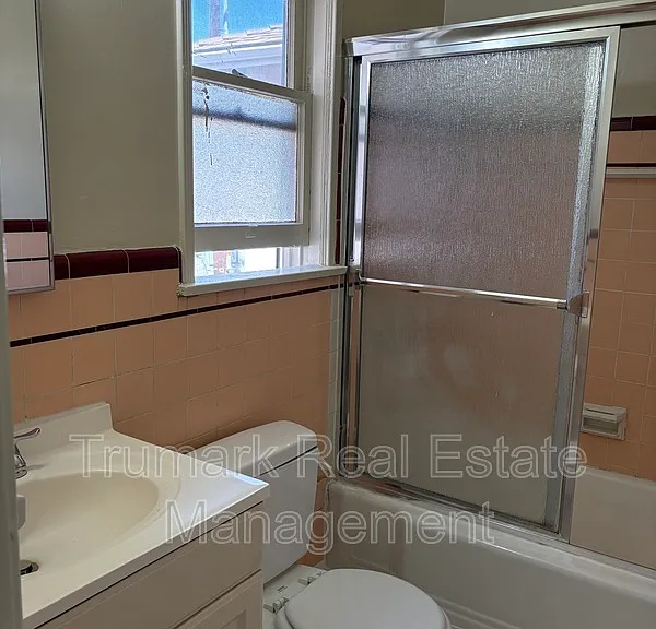 919 N Glendale Ave #12 — Photo 30