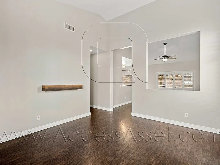3324 Willow Park Cir — Photo 7