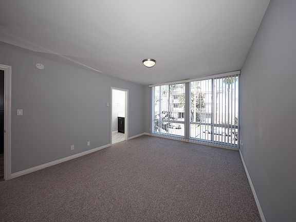 5th image of 1811 S Bentley Ave APT 201