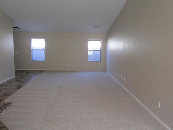 4th image of 8019 S 73rd Dr