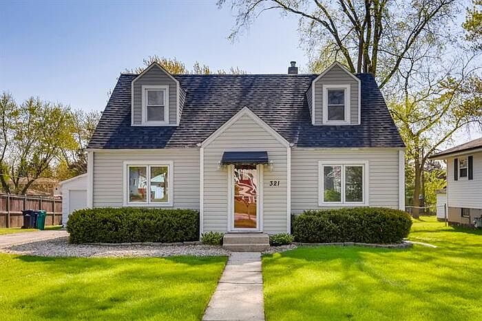 1st image of 321 N Fairfield Ave