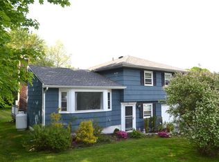 1314 Leland Dr, Yorktown Heights, NY 10598