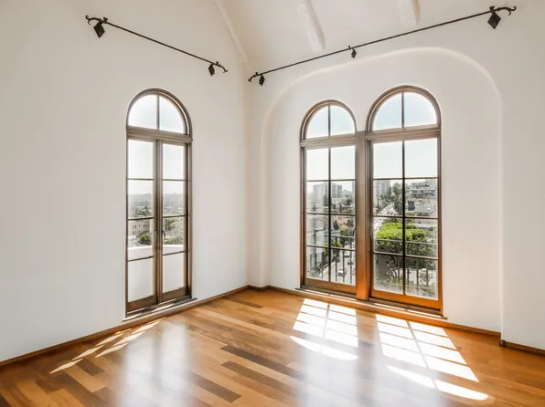 (undisclosed Address), West Hollywood, CA 90069