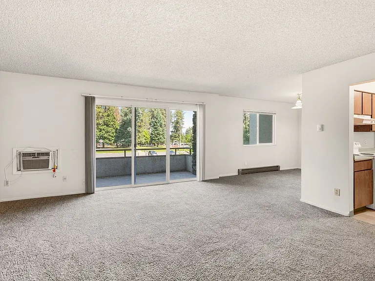 3102 E 27th Ave — Photo 55