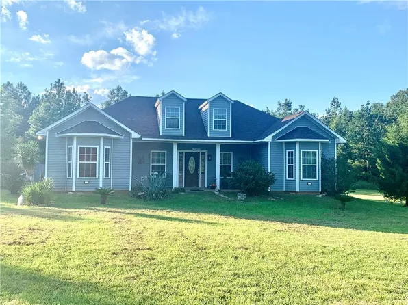 1976 Highway 8 Rd, Flatwoods, LA 71427