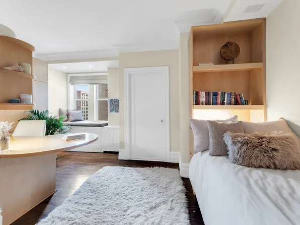 610 West 110th Street image 12 of 13