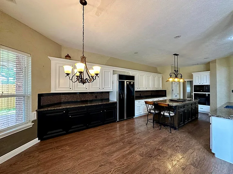 289 Waterford Way — Photo 9