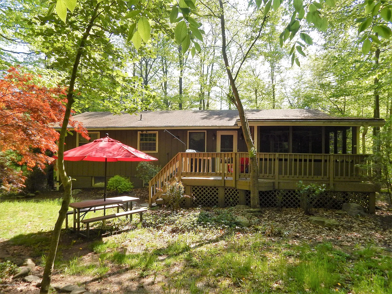 1122 Redwood Ter photo 1
