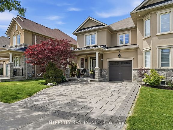 2nd image of 2 Fairmont Ridge Trl