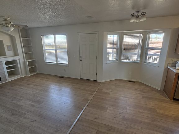 2nd image of 6398 Zermatt Dr